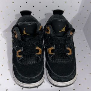 Nike Jordan Retro BT Black Gold white  Royalty Sneakers size 6C